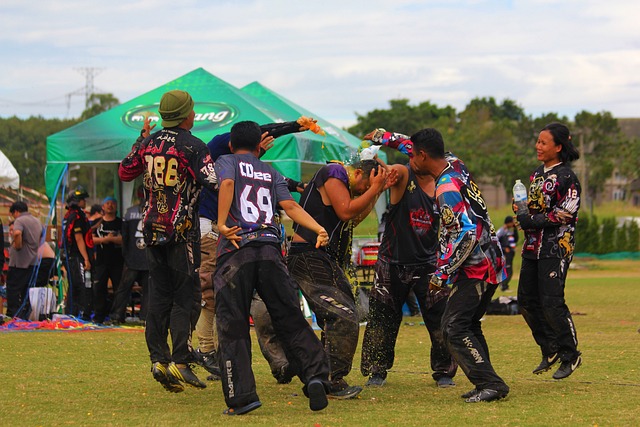 不稳定的政 不稳定的政